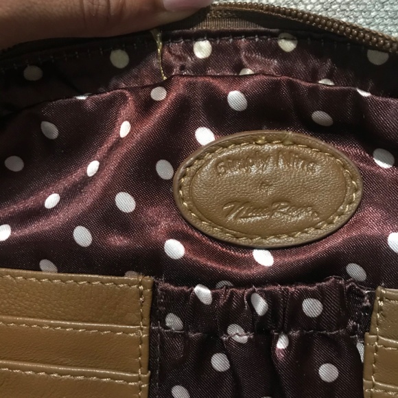 Horseshoe design purse - Picture 3 of 4